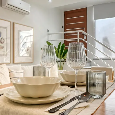 Seashell, A In Madeira Apartment *